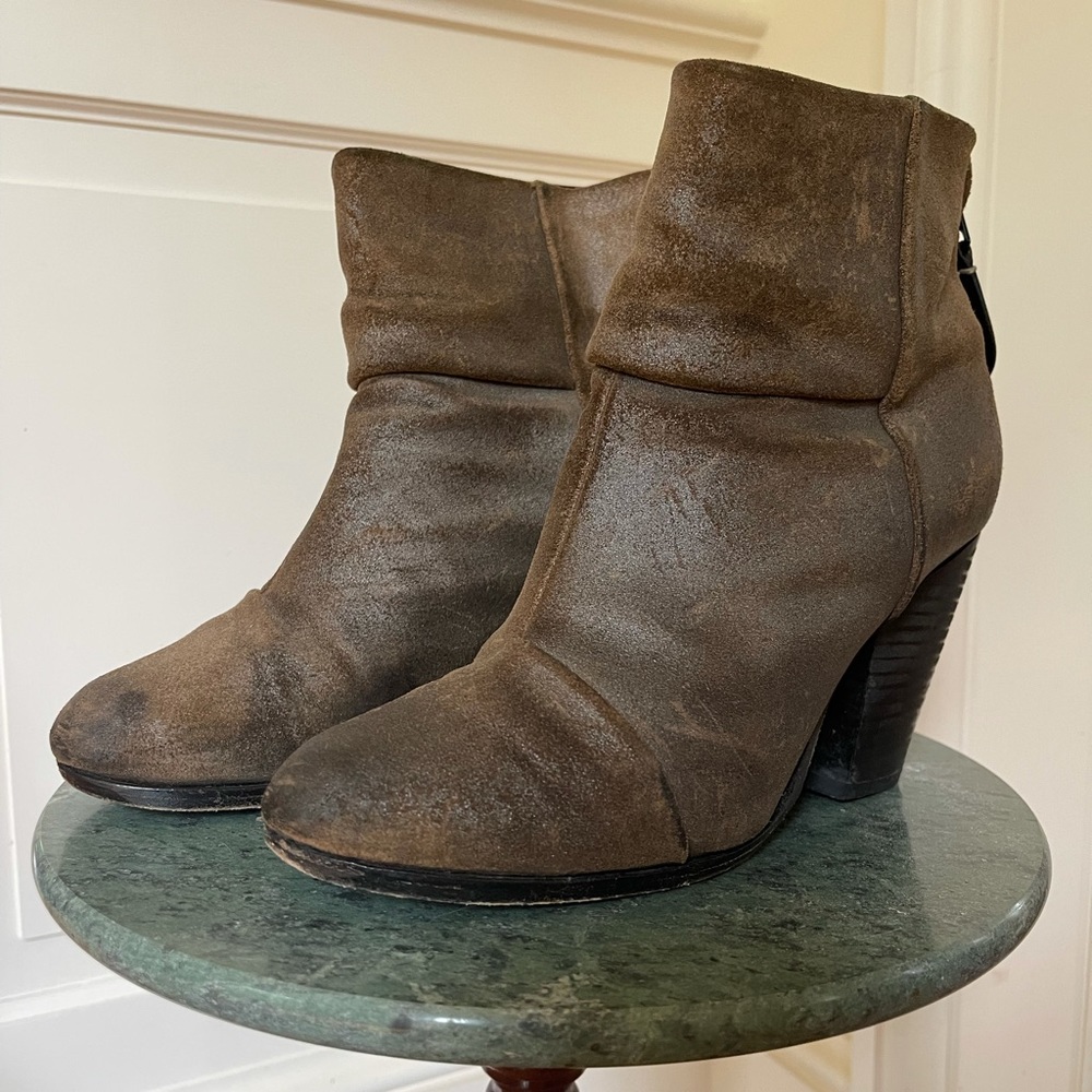 Metallic Taupe Newbury Boot